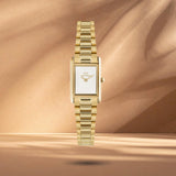 Γυναικείο ρολόι Daniel Wellington Bound Mini 3-link DW00100931 με χρυσό ατσάλινο μπρασελέ και λευκό τετράγωνο καντράν μεγέθους 17x26mm.
