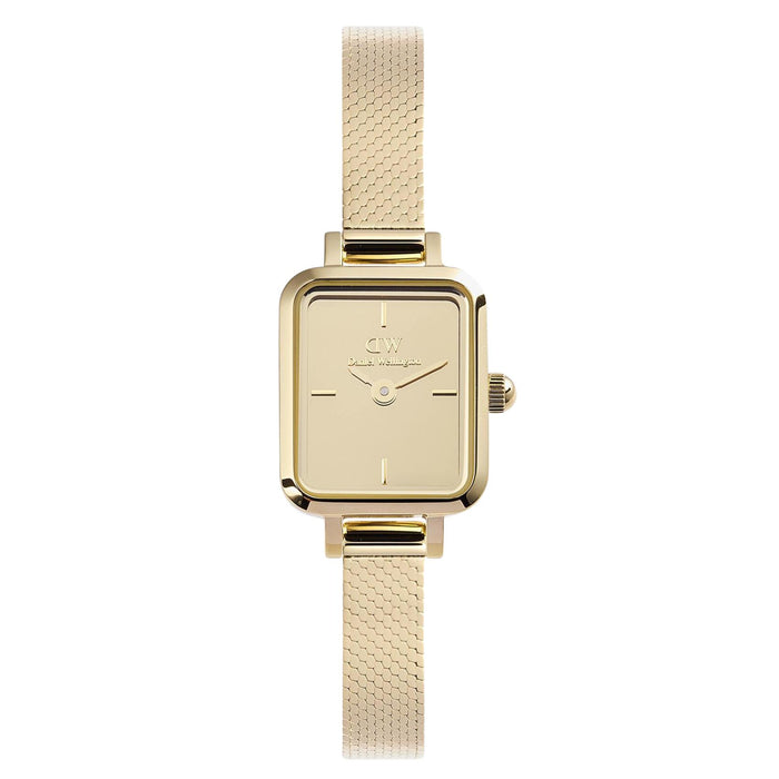 Γυναικείο ρολόι Daniel Wellington Quadro Mini Reflection DW00100801 με χρυσό ατσάλινο μπρασελέ και χρυσό τετράγωνο καντράν μεγέθους 15.4x18.2mm.