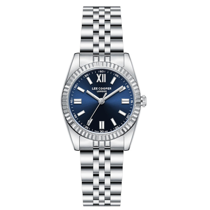 Γυναικείο ρολόι Lee Cooper Ladies LC08303.390 με ασημί ατσάλινο μπρασελέ, μπλε καντράν και κάσα 30 mm σε στρογγυλό σχήμα.