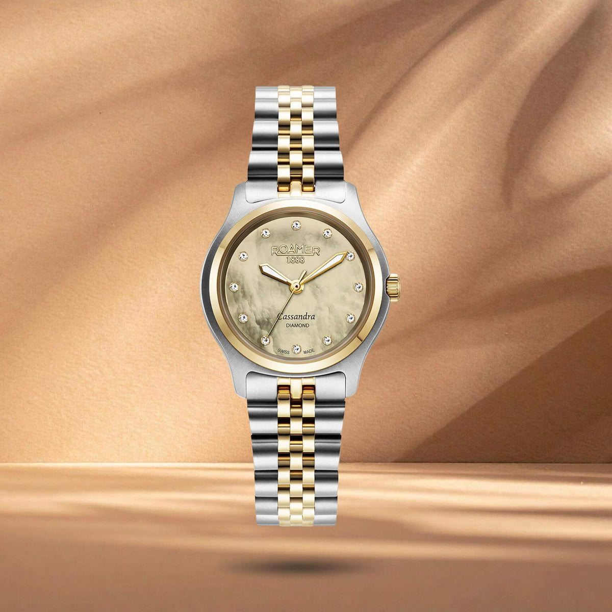Γυναικείο ρολόι Roamer Cassandra Diamond 626847-47-39-20 με ελβετικό μηχανισμό quartz και κάσα 31 mm.
