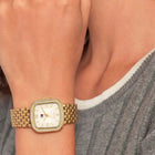 Γυναικείο Ρολόι Tommy Hilfiger Abby 1782923 Τετράγωνο Με Χρυσό Μπρασελέ & Μπεζ Καντράν
