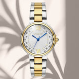 Φωτογραφία του γυναικείου ρολογιού Vogue Carmen Mini 2020616061 με δίχρωμο μπρασελέ και ασημι καντράν με ζιργκόν, αναδεικνύοντας τη λαμπερή και κομψή αισθητική του.