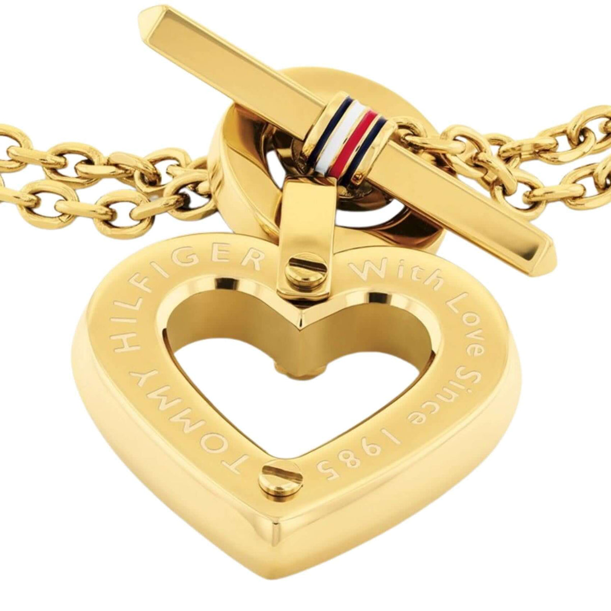 Λεπτομέρεια από το γυναικείο βραχιόλι Tommy Hilfiger Toggle Hearts 2780970 με καρδιά και διπλή αλυσίδα.