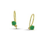 Κρεμαστά σκουλαρίκια από κίτρινο χρυσό 14 καρατίων με πέτρες από πράσινο ζιργκόν.