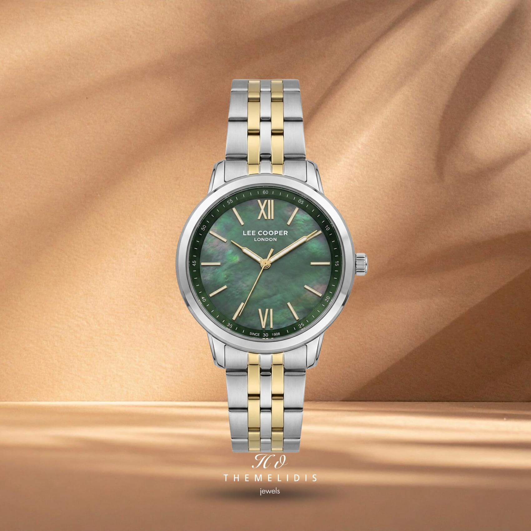 Γυναικείο ρολόι Lee Cooper Ladies LC08371.270 με πράσινο καντράν 32mm και δίχρωμο μπρασελέ σε ασημί και χρυσό χρώμα.