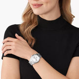 Γυναικείο ρολόι χρονογράφος Michael Kors Runway MK7325 με ασημί ατσάλινο μπρασελέ και ασημί καντράν διαμέτρου 38mm.