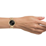 Smartwatch Oozoo Q00410 με ροζ χρυσό ατσάλινο μπρασελέ και ροζ χρυσή κάσα.