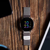 Smartwatch Oozoo Q00116 με ασημί ατσάλινο μπρασελέ και ασημί κάσα.