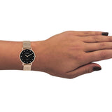 Στρογγυλό ρολόι Oozoo Vintage C20244 με ροζ χρυσό ατσάλινο μπρασελέ,μαύρο καντράν με ζιργκόν διαμέτρου 32mm και μηχανισμό μπαταρίας quartz.