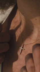 Βαπτιστικός Σταυρός για Κορίτσι Χρυσός 18K Λεπτός με Διαμάντια | DCS020