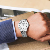 Ανδρικό ρολόι Raymond Weil Toccata 5485-ST-00300 με ασημί ατσάλινο μπρασελέ και άσπρο καντράν διαμέτρου 39mm.