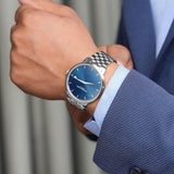 Ανδρικό ρολόι Raymond Weil Toccata 5588-ST-50001 με ασημί ατσάλινο μπρασελέ και μπλε καντράν διαμέτρου 39mm.