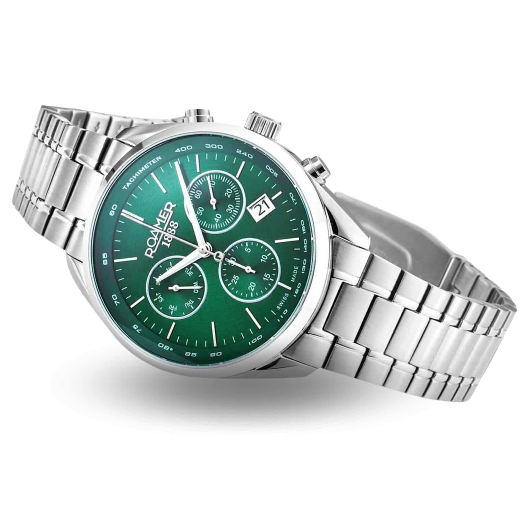 Roamer Pro Chrono 993819-41-75-20 χρονογράφος με ασημί ατσάλινο μπρασελέ και στρογγυλό πράσινο καντράν διαμέτρου 44mm.