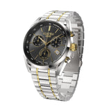 : Πλάγια λήψη του Roamer Pro Chrono Alexander the Great 993819-47-85-21 με δίχρωμο ασημί-χρυσό μπρασελέ και κουμπιά χρονογράφου.