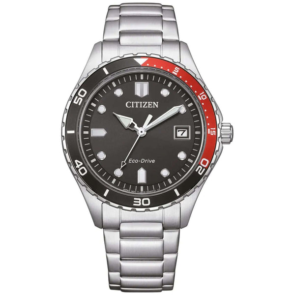Ρολόι Citizen Eco-Drive AW1820-81E με ασημί ατσάλινο μπρασελέ και μαύρο καντράν 43mm με κόκκινο μαύρο στεφάνι.