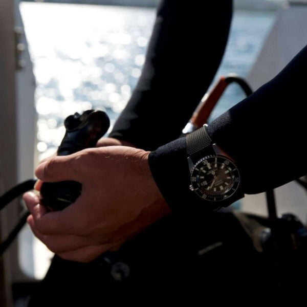 Καταδυτικό Ρολόι Citizen Promaster Divers NB6021-17E Με Μαύρο Καουτσούκ Λουράκι