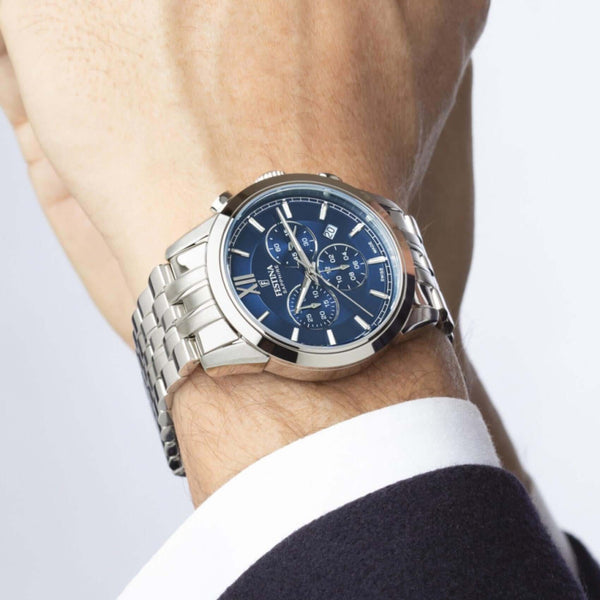 Ρολόι Festina F20040/2 Swiss Made Με Ασημί Μπρασελέ & Μπλε Καντράν