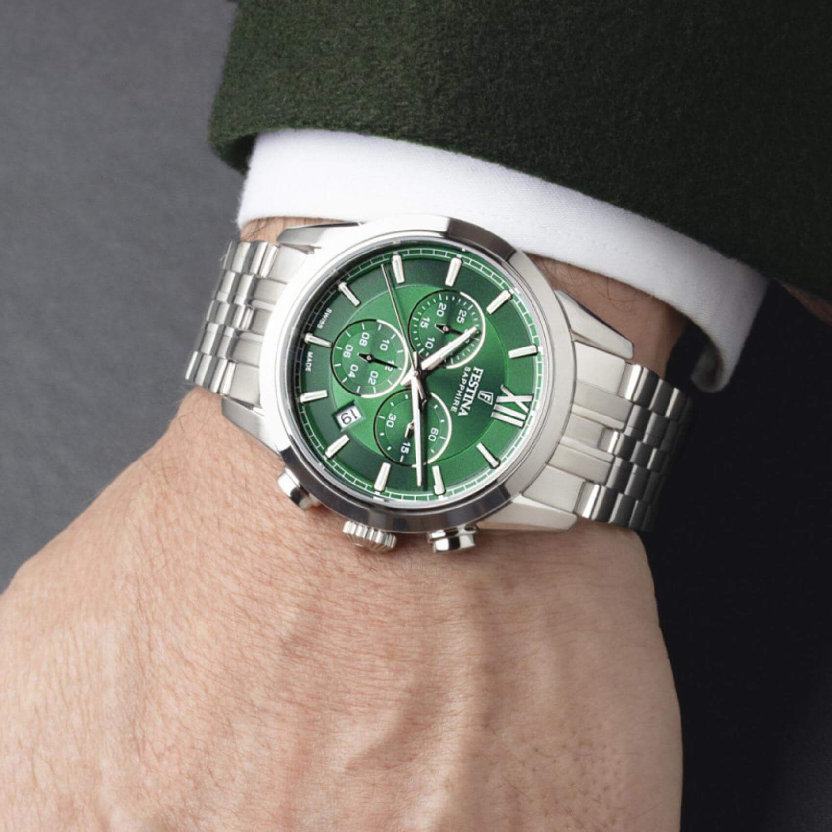 Ρολόι Festina F20040/3 Swiss Made με ασημί ατσάλινο μπρασελέ και πράσινο καντράν με διάμετρο 41mm.