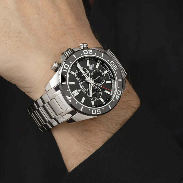 Ρολόι Festina F20042/4 Swiss Made Με Ασημί Μπρασελέ & Μαύρο Καντράν