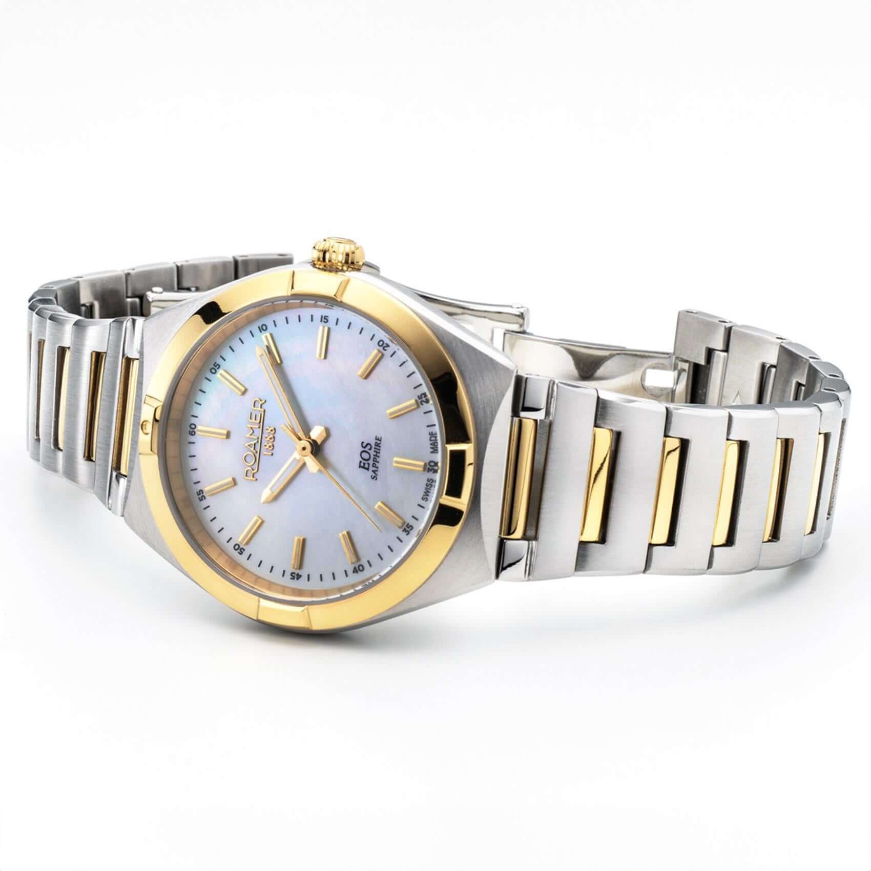 Γυναικείο ρολόι Roamer Eos Ladies 982847-47-20-20 με δίχρωμο ασημί-χρυσό ατσάλινο μπρασελέ και άσπρο καντράν διαμέτρου 34mm.