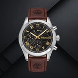 Timberland Ashmont TDWGF0082601 σε studio background με καφέ δερμάτινο λουράκι και μαύρο καντράν.