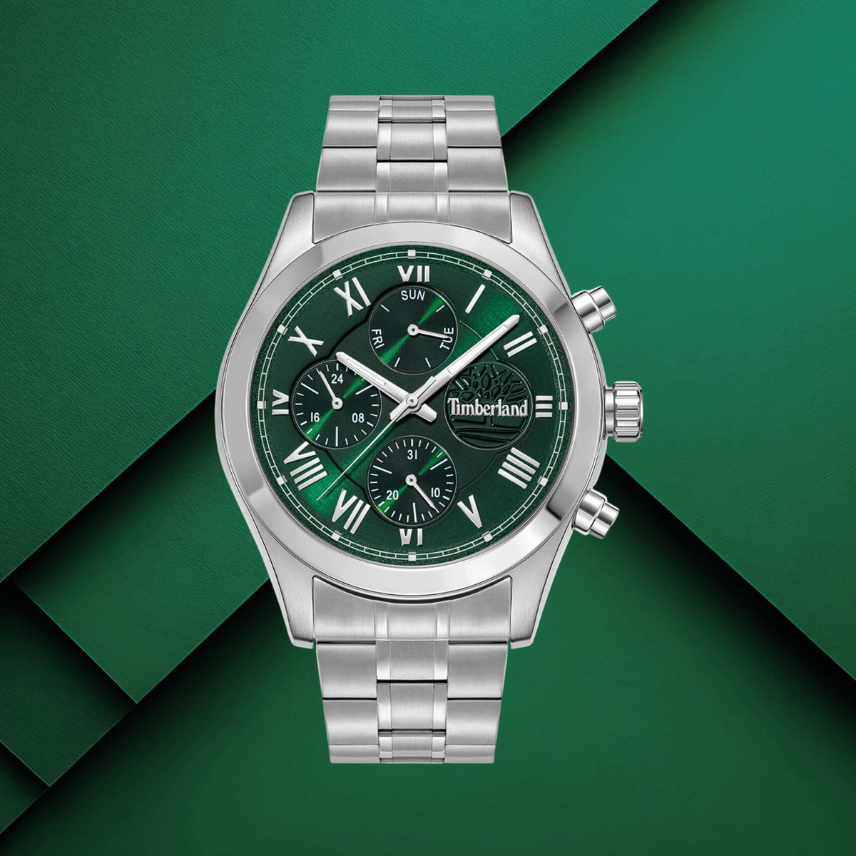 Timberland Ashmont TDWGK0082604 σε studio background με ασημί ατσάλινο μπρασελέ και πράσινο καντράν.