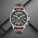 Timberland Calahan TDWGF0095402 σε studio background με καφέ δερμάτινο λουράκι και μαύρο καντράν.