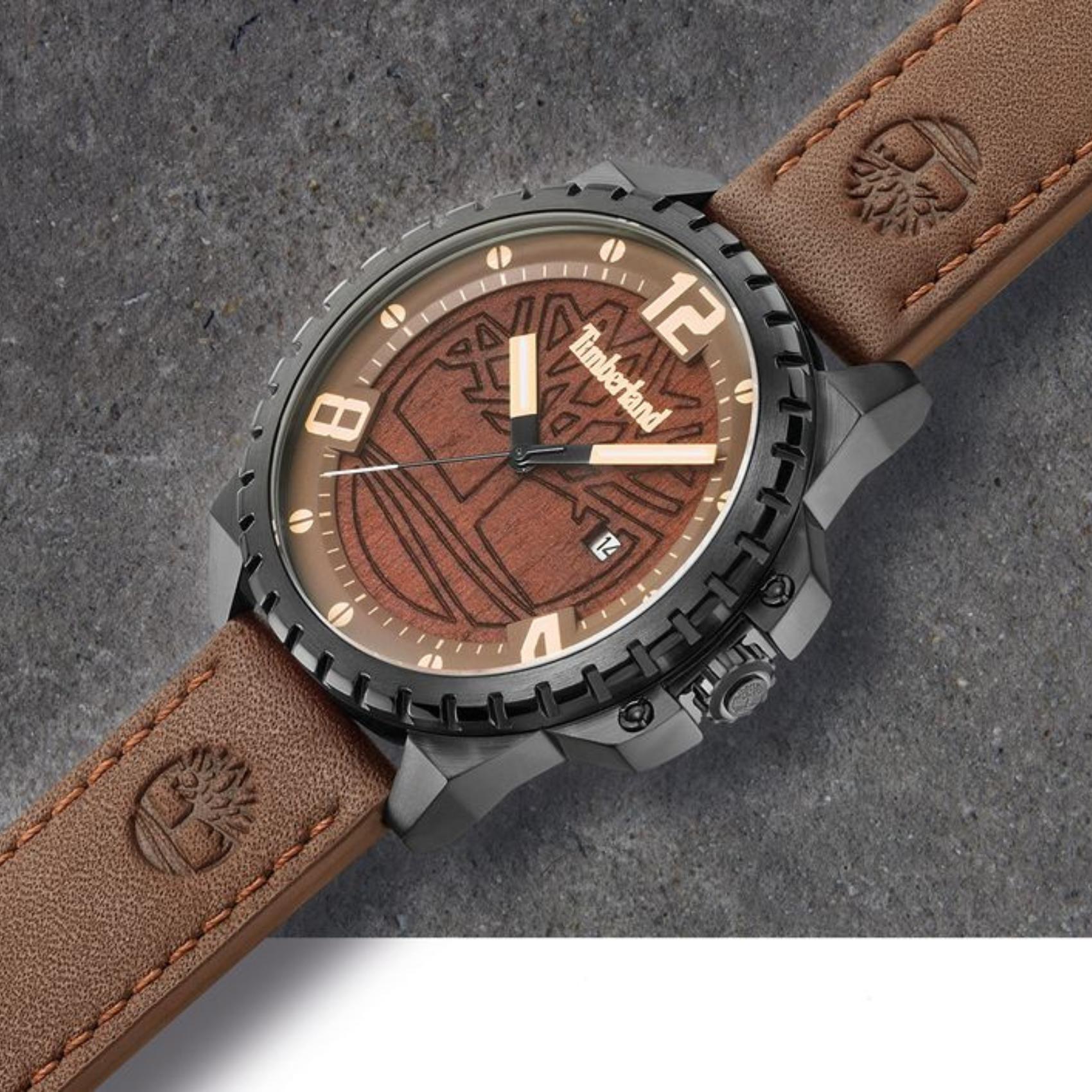 Ανδρικό ρολόι Timberland Eastford TBL15513JSB/12 με καφέ δερμάτινο λουράκι και καφέ καντράν διαμέτρου 45mm με ημερομηνία.