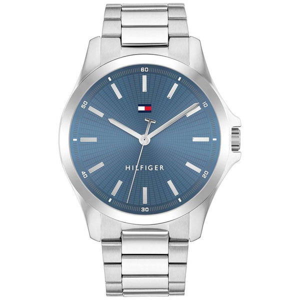 Αντρικό ρολόι Tommy Hilfiger Bruce 1710670 που συνδυάζει ασημί ατσάλινο μπρασελέ και μπλε καντράν διαμέτρου 43mm. 