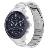 Ανδρικό ρολόι Tommy Hilfiger Henry 1710684 με ασημί ατσάλινο μπρασελέ και σκούρο μπλε καντράν διαμέτρου 43mm, πλαίνή όψη.