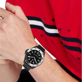Ανδρικό ρολόι Tommy Hilfiger Logan 1792014 με μαύρο ατσάλινο μπρασελέ και μαύρο καντράν διαμέτρου 43mm.