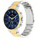 Ανδρικό ρολόι Tommy Hilfiger Tyson 1710710 με δίχρωμο ασημί-χρυσό ατσάλινο μπρασελέ και μπλε καντράν 44mm.