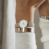 Γυναικείο ρολόι Rosefield Small Edit Duotone 26SRGD-271 με δίχρωμο ασημί-ροζ χρυσό ατσάλινο μπρασελέ και άσπρο καντράν διαμέτρου 26mm.