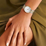Γυναικείο ρολόι Rosefield The Upper East Side UWDSSG-U30 με δίχρωμο ατσάλινο μπρασελέ σε ασημί-χρυσό χρώμα και άσπρο φίλντισι καντράν διαμέτρου 33mm.