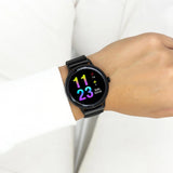 Smartwatch Oozoo Q00139 με με μαύρο ατσάλινο μπρασελέ.