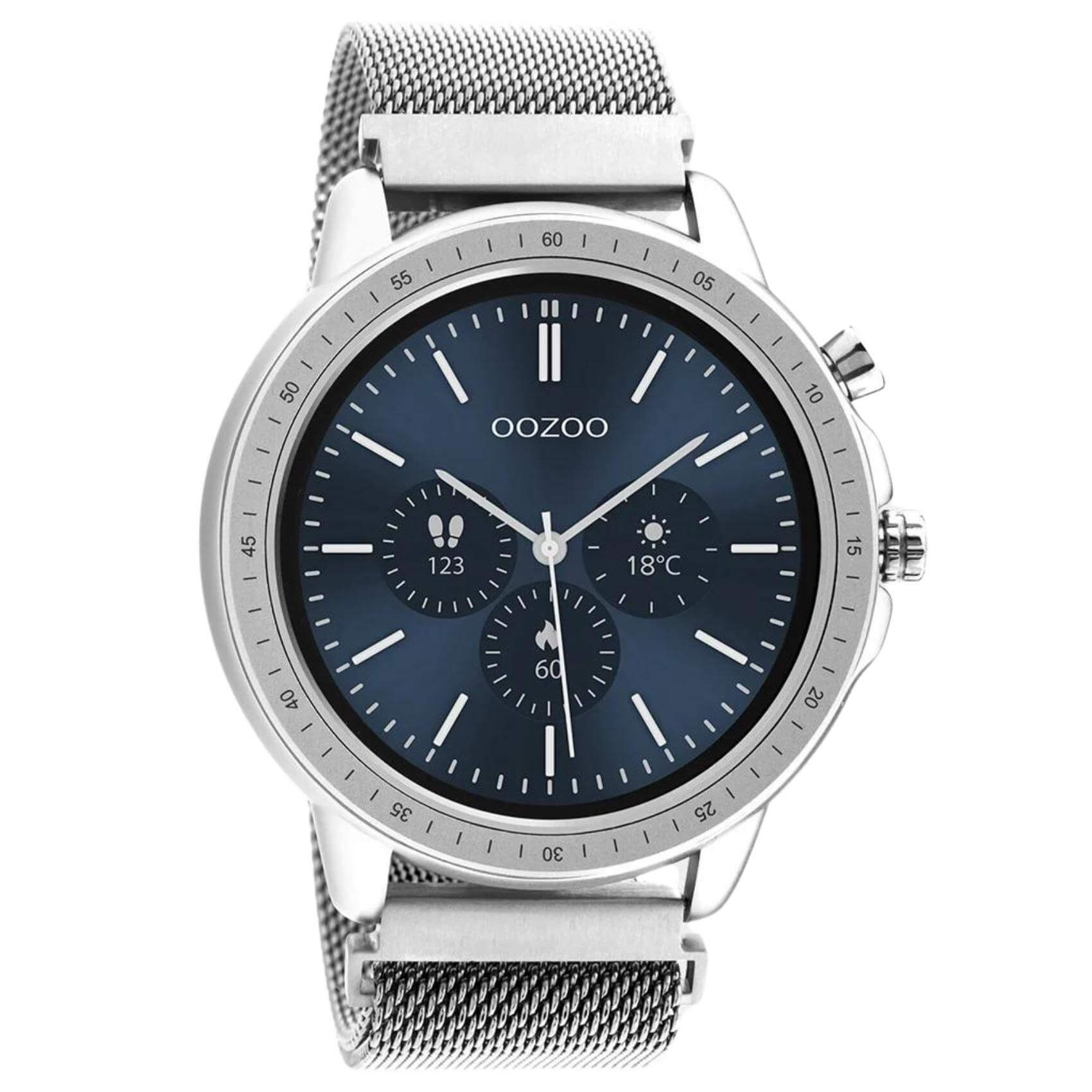 Smartwatch Oozoo Q00305 με ασημί ατσάλινο μπρασελέ και ασημί κάσα, οθόνη διάμετρου 45mm με λειτουργίες μέτρησης θερμιδών, βημάτων, καρδιακών παλμών και σύνδεση σε κινητό με bluetooth.