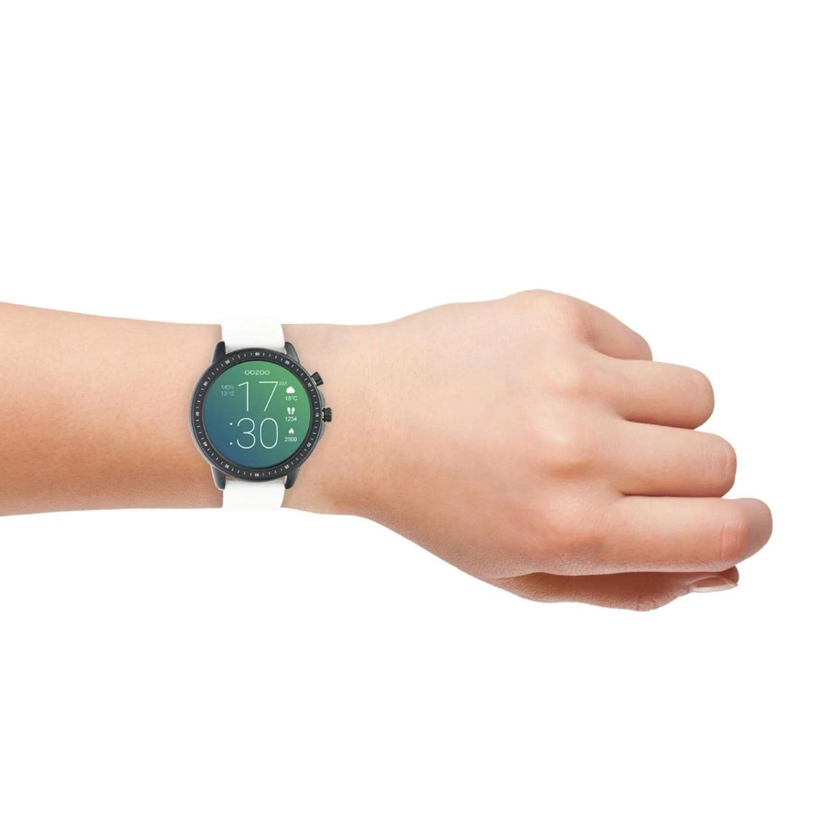 Oozoo Smartwatch Q00327.