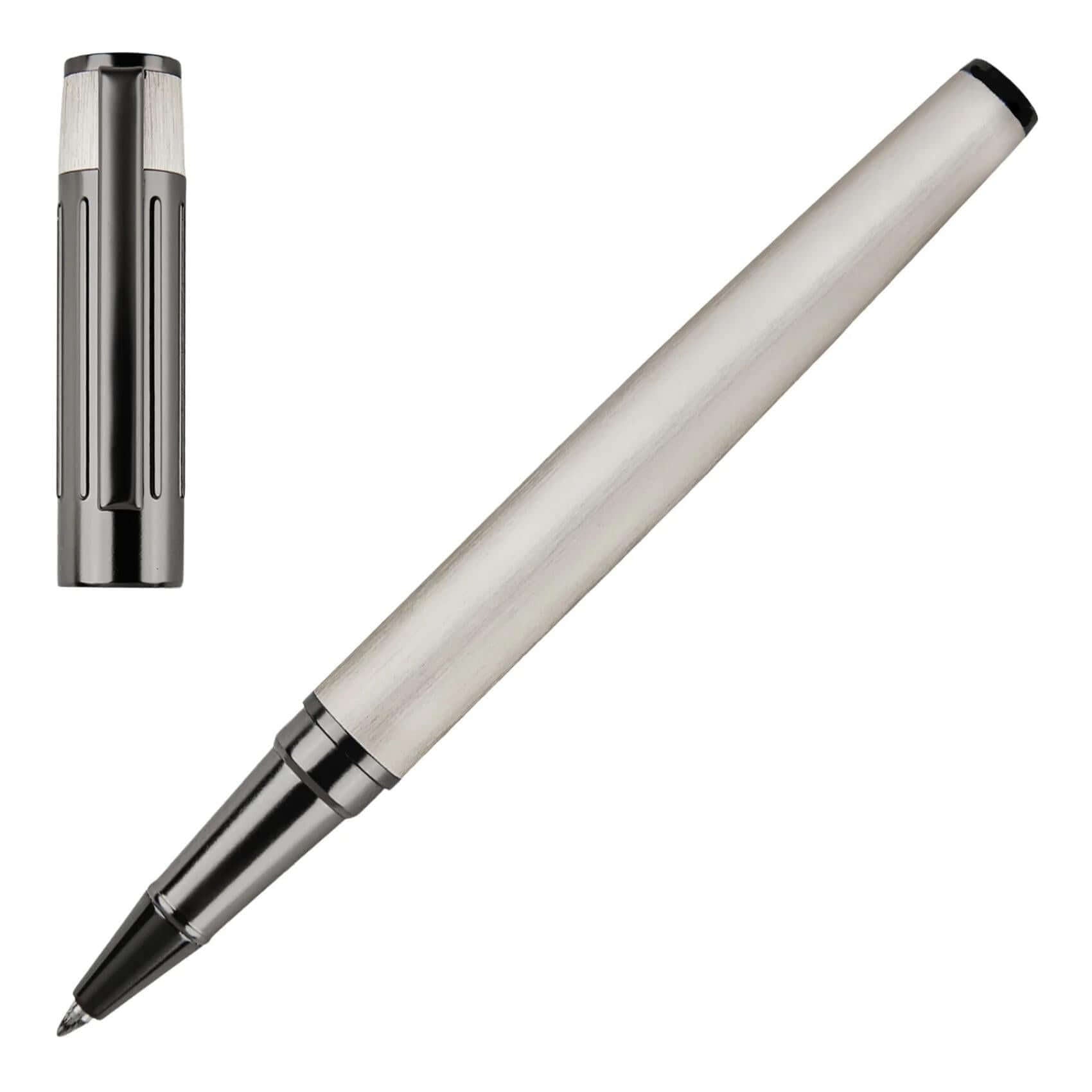 Στυλό rollerball Hugo Boss HSV3065B Gear σε μαύρο αλουμίνιο και γκρι λεπτομέρειες
