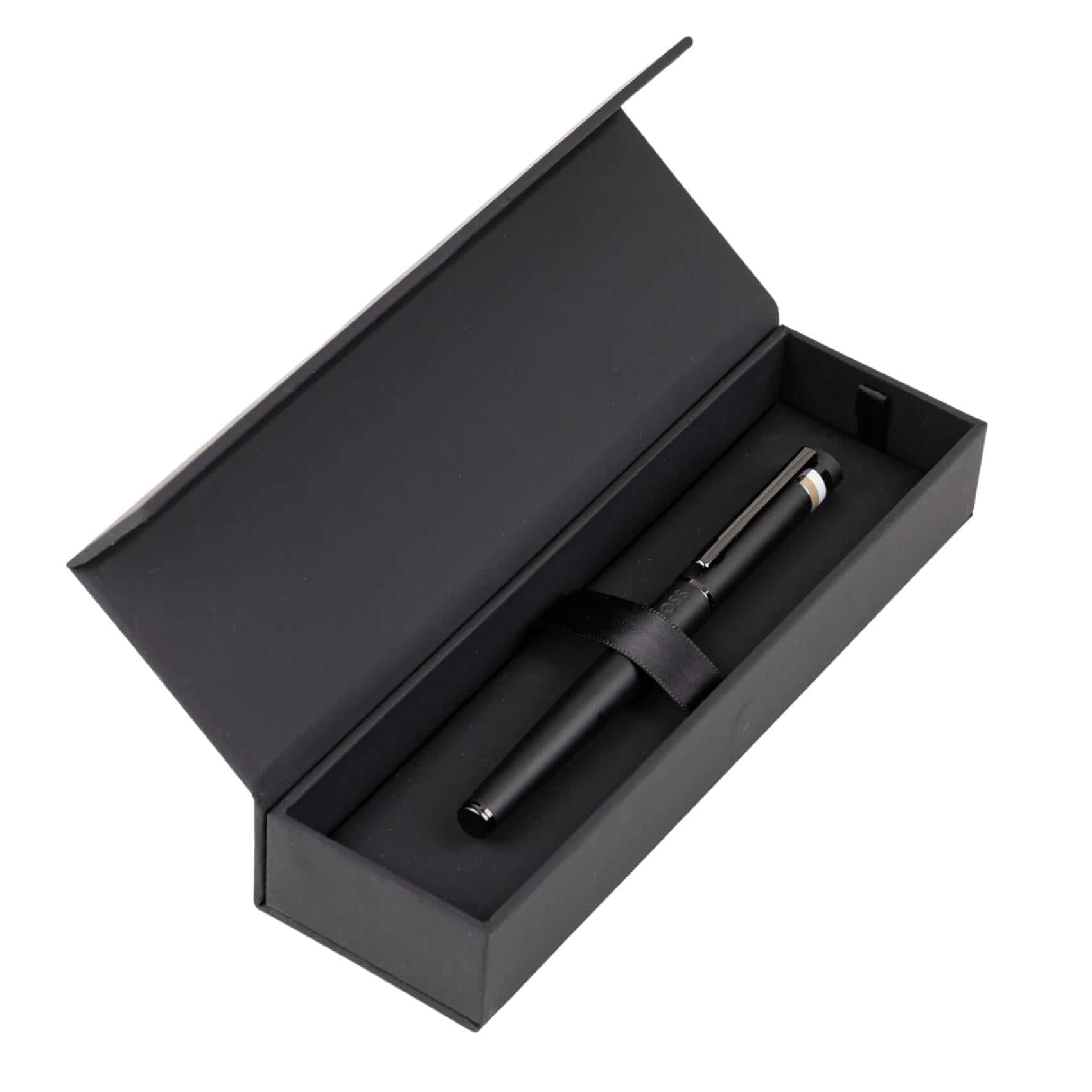 Στυλό Rollerball Hugo Boss Loop HSG3525A με τη συσκευασία δώρου του.