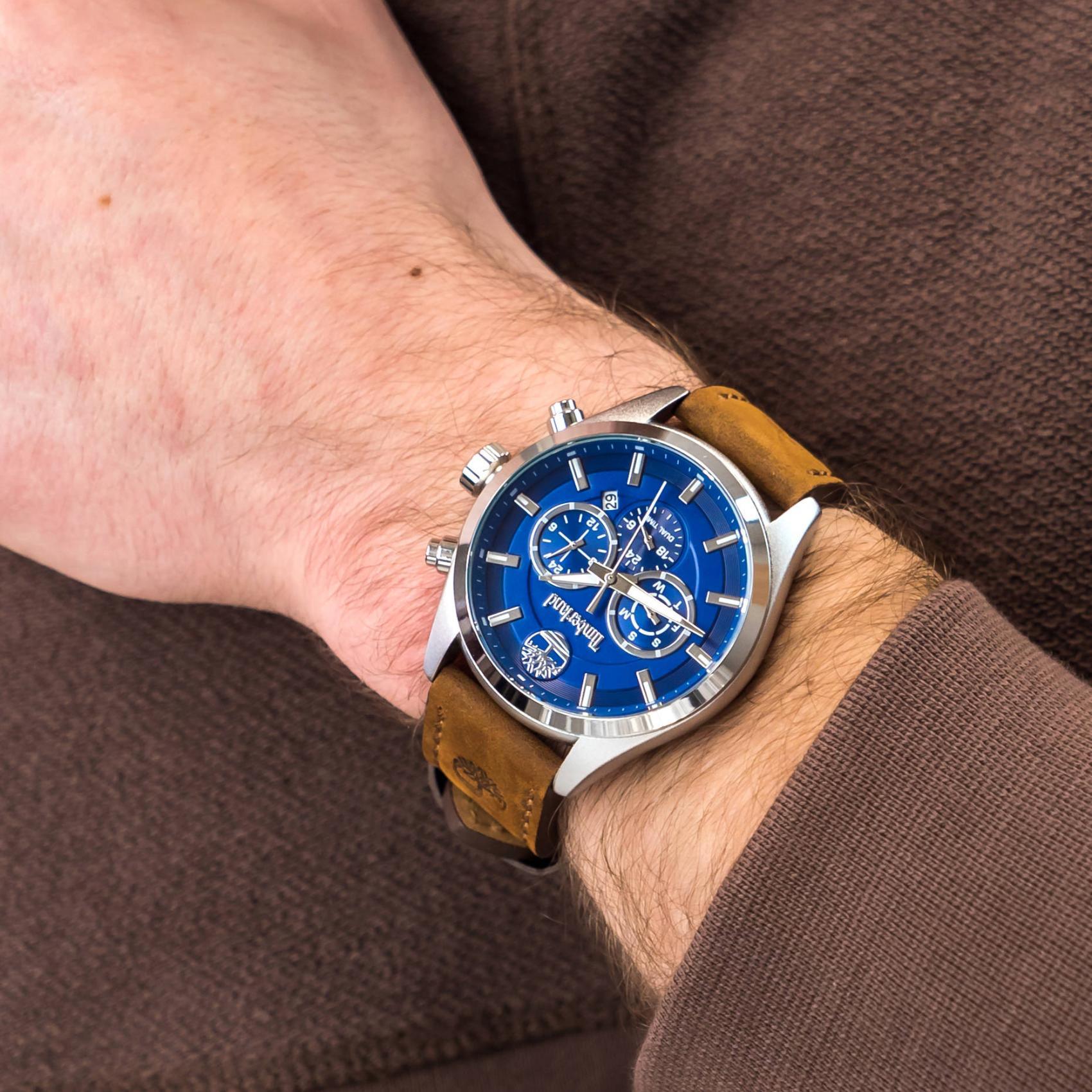 Αντρικό ρολόι Timberland Ashmont TBL16062JYS/03 χρονογράφος με καφέ δερμάτινο λουράκι και μπλε καντράν διαμέτρου 46mm με ημέρα-ημερομηνία.