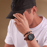 Φορεμένο στον καρπό ανδρικό ρολόι Timberland Ashmont TDWGF0011203 με καφέ δερμάτινο λουράκι και πράσινο καντράν.