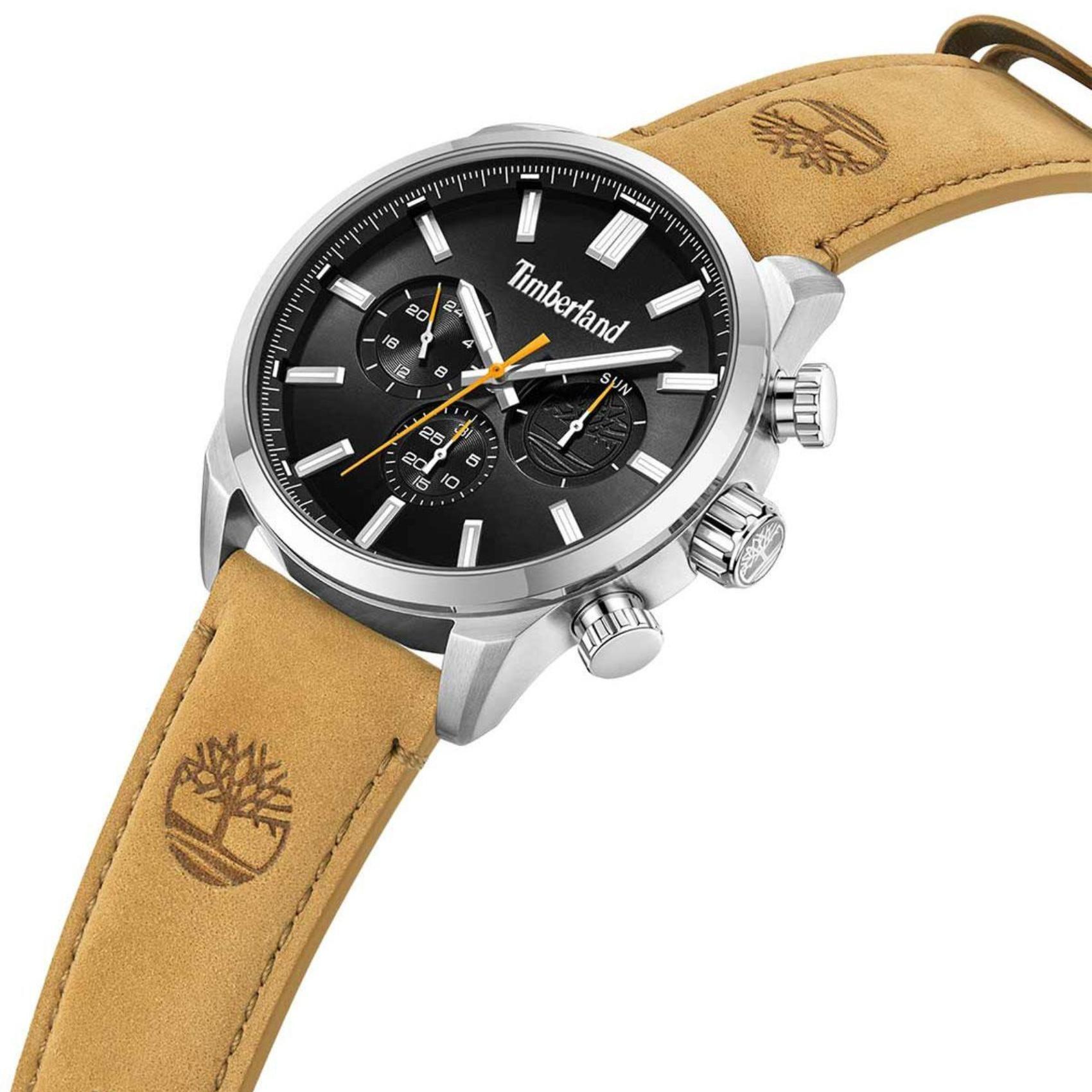Αντρικό ρολόι Timberland Henniker II TDWGF0028701 με ταμπά δερμάτινο λουράκι και μαύρο καντράν διαμέτρου 46mm και ημέρα-ημερομηνία.