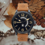 Αντρικό ρολόι Timberland Hollace TBL15419JSB02 με καφέ δερμάτινο λουράκι και μαύρο καντράν διαμέτρου 45mm.