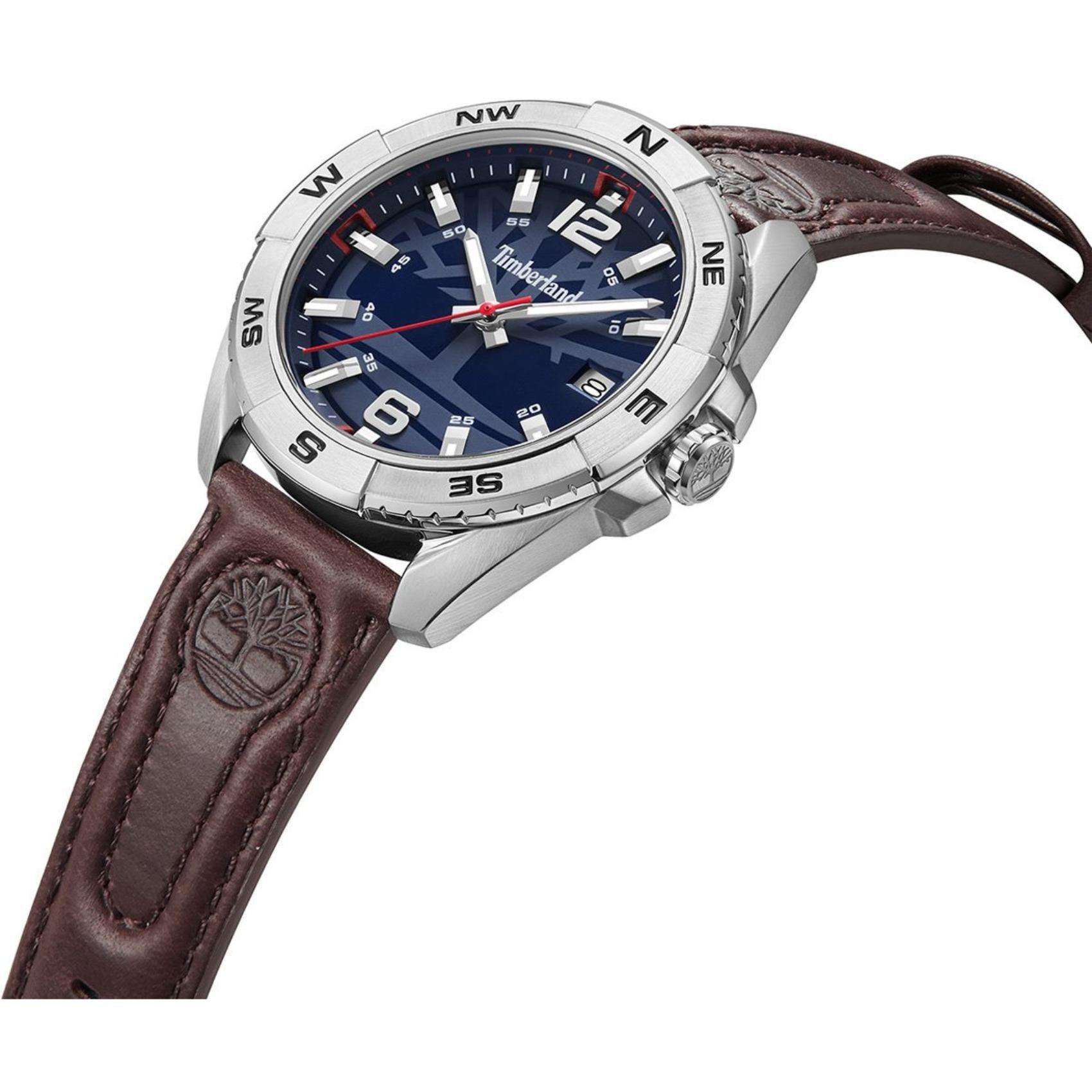Αντρικό ρολόι Timberland Milinocket TDWGB2202102 με καφέ δερμάτινο λουράκι και μπλε καντράν διαμέτρου 44mm με ημερομηνία.