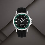 Ανδρικό ρολόι Tommy Hilfiger Bruce 1710739 με μαύρο καντράν 42mm και μαύρο λουράκι από καουτσούκ.