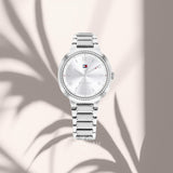 Tommy Hilfiger 1782899 γυναικείο ρολόι Savannah με ασημί μπρασελέ, ασημί καντράν 32mm και ζιργκόν.