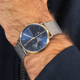 Ανδρικό ρολόι Tommy Hilfiger Brooklyn 1791505 με ασημί ατσάλινο μπρασελέ και μπλε καντράν διαμέτρου 40mm με ημερομηνία.
