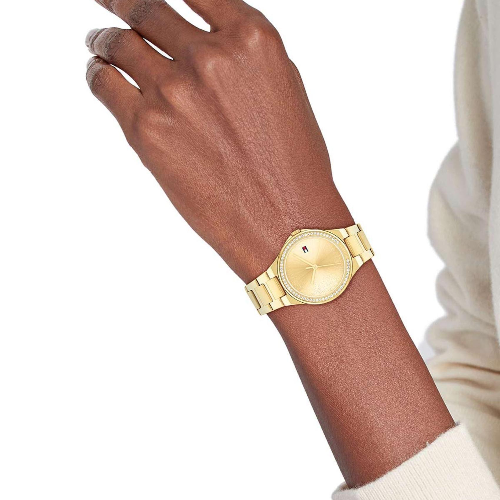 Γυναικείο ρολόι Tommy Hilfiger Juliette 1782642 με χρυσό ατσάλινο μπρασελέ και χρυσό καντράν διαμέτρου 36mm με ζιργκόν.
