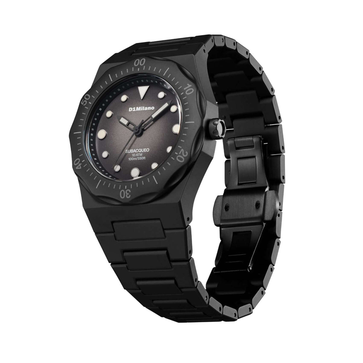 Κοντινό στο καντράν του unisex ρολογιού D1 Milano Carbon Diver D1-PDBJ01 με μαύρο dial και minimal σχεδιασμό.