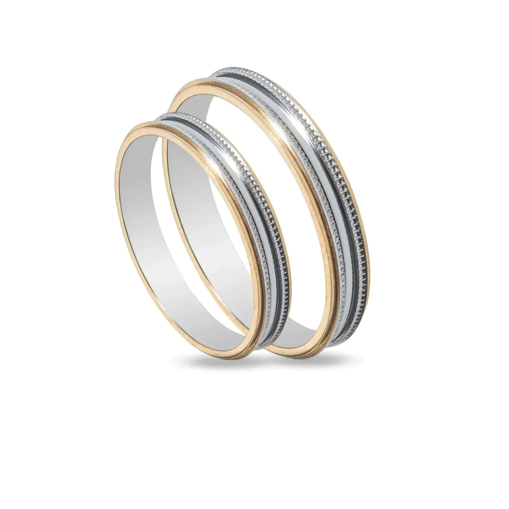 Δίχρωμες Βέρες Γάμου Maschio Femmina SL62. Πλάτος: 3.5mm. Φινίρισμα Λουστρέ. Χρώμα: Λευκόχρυσο, Χρυσό. Λεπτομέρεια: διακριτικές λεπτομέρειες στην επιφάνεια.